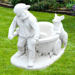 Enfant + brouette